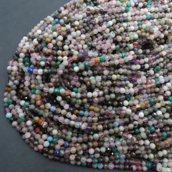 Mix kamieni - fasetowane kulki 4,3 mm (sznur)