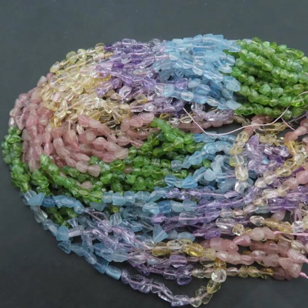 Mix kwarców polerowana sieczka 6mm (sznur)