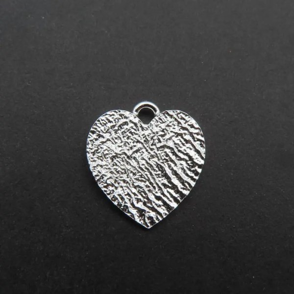Srebro Ag - zawieszka serce młotkowane