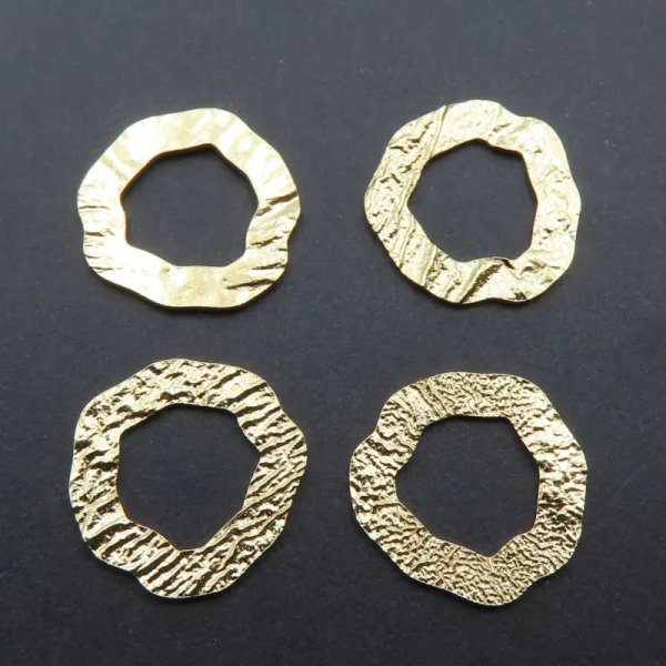 Srebro Ag złocone - młotkowany element ozdobny 14,2mm