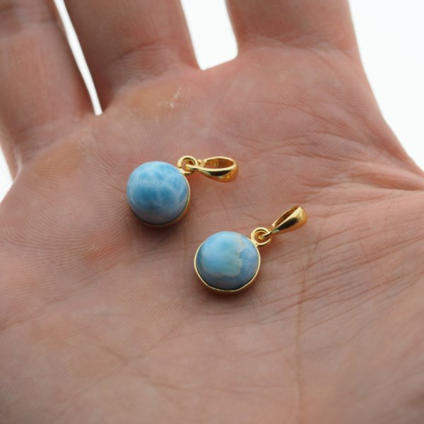 Larimar i srebro złocone - wisiorek okrągły