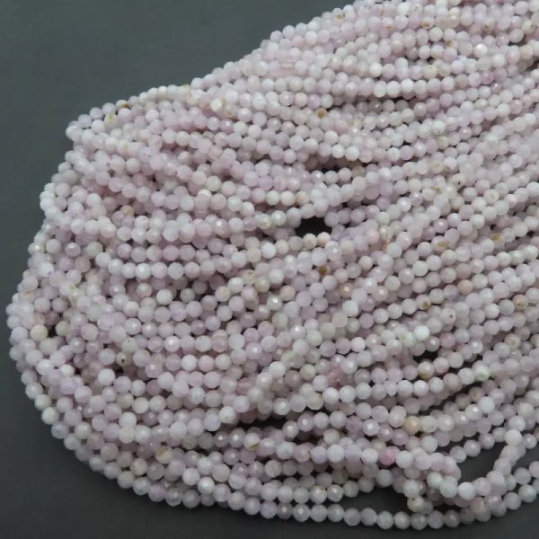 Kunzyt fasetowany - kulki 3,7 mm (sznur)