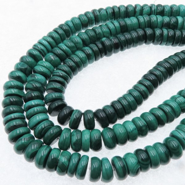 Malachit polerowane oponki 9x3-5 mm (sznur)