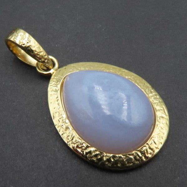 Chalcedon i srebro złocone młotkowane - zawieszka 