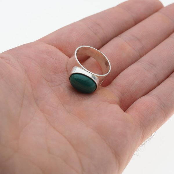 Malachit i srebro - pierścionek owal (Rozmiar Jubilerski 16 lub 19)