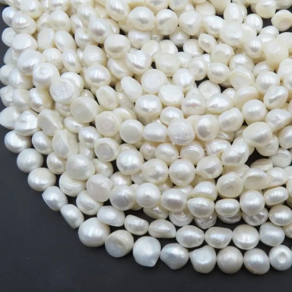 Perły Naturalne Hodowane białe 10-11 mm nr 254(sznur)