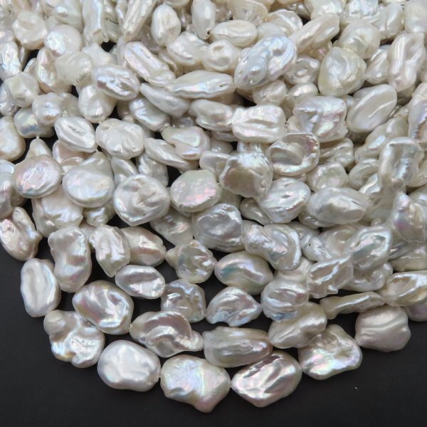 Perły Naturalne Hodowane białe Keshi nieregularne nr 284 (sznur)