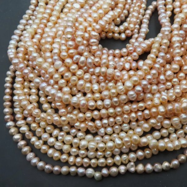 Perły Naturalne Hodowane różowe 5-6 mm nr 290 (sznur)