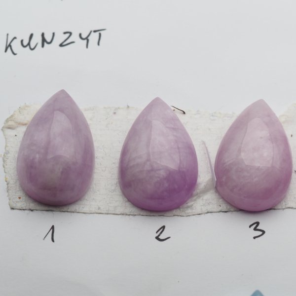 Kunzyt 23-27x14-17 mm owal (różne kamienie do wyboru)
