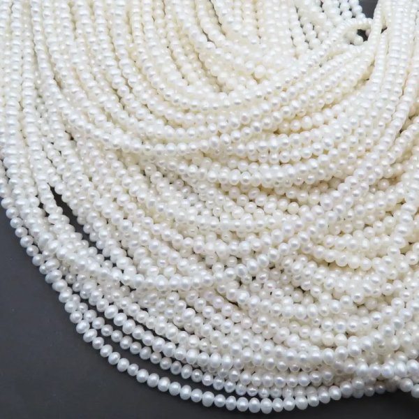 Perły Naturalne Hodowane białe 4-4,5 mm nr 300 (sznur)