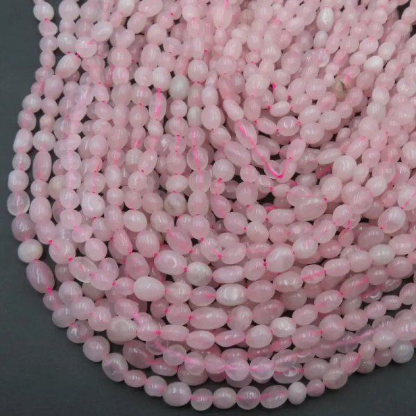 Kwarc różowy pastylki 6x8 mm nieregularne – sznur ok. 38 cm