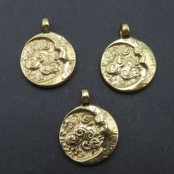 Srebro złocone Ag - zawieszka księżyc 13 mm