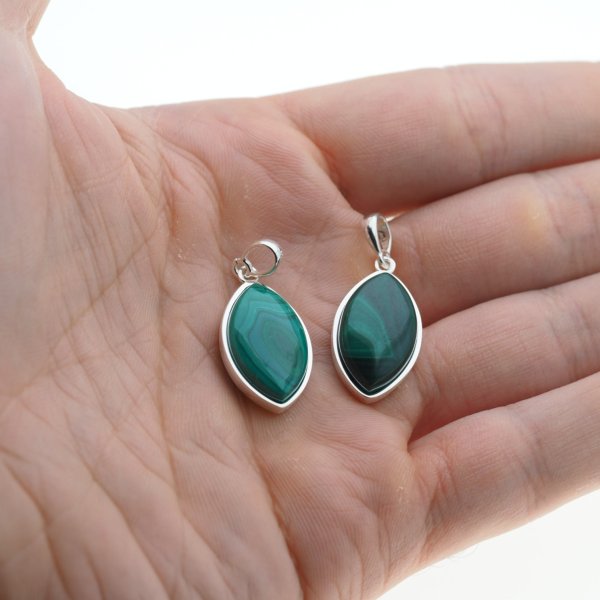 Malachit i srebro - zawieszka markiza