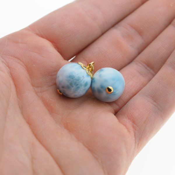 Larimar i srebro złocone - wisiorek kulka 15mm
