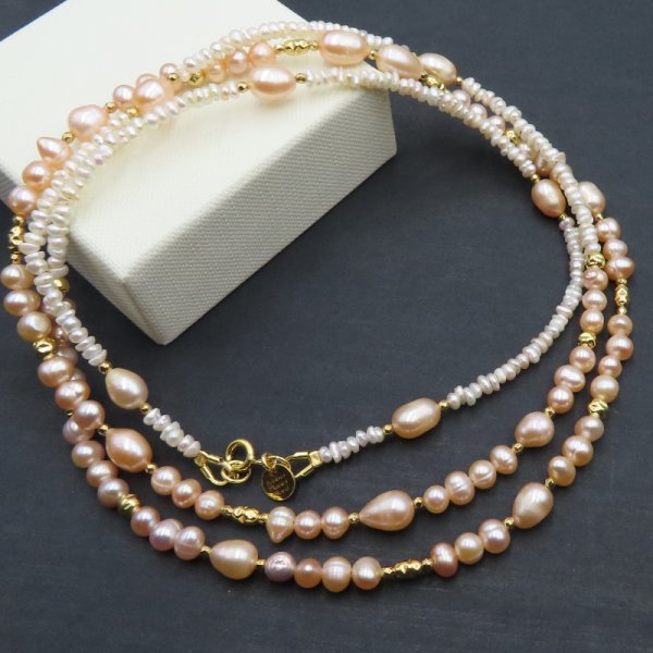 Perły Naturalne, hematyt i srebro złocone - długi naszyjnik 