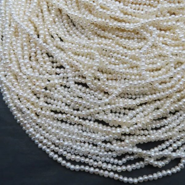 Perły Naturalne Hodowane białe 2,5-3 mm nr 313 (sznur)