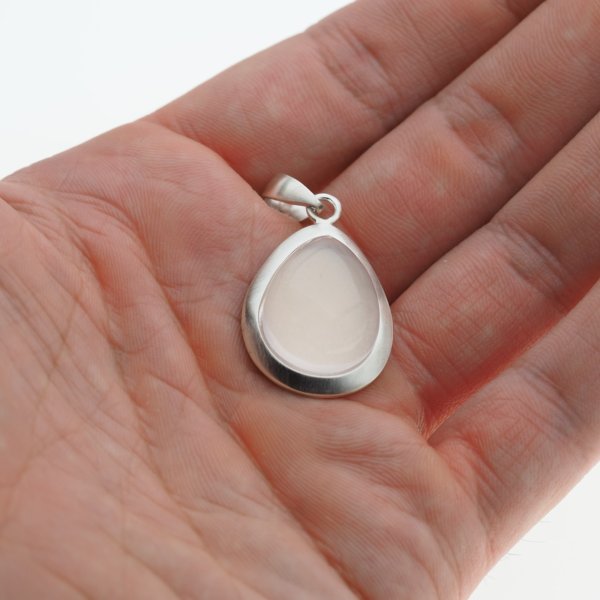 Kwarc różowy w srebrze satynowanym - zawieszka łza