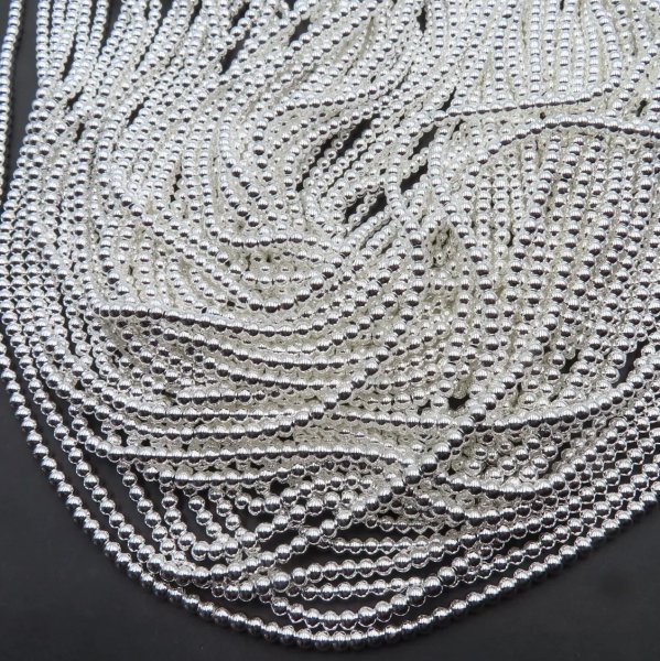 Hematyt kulka 3mm srebrny (sznur)