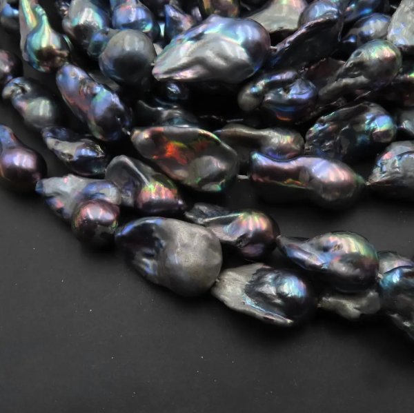 Perły Naturalne Hodowane fioletowe barok nr 321 (sznur)