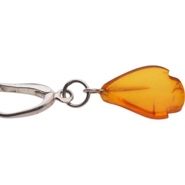 Bursztyn koniakowy, rzeźbiony i srebro - kolczyki listki