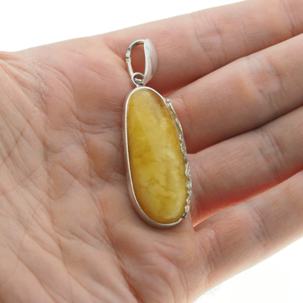 Mleczny Bursztyn i srebro - zawieszka