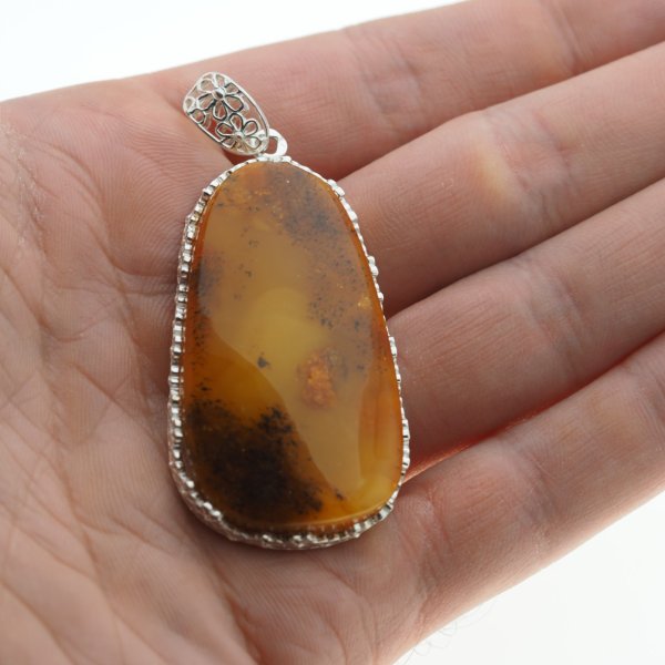 Mleczny Bursztyn i srebro - zawieszka