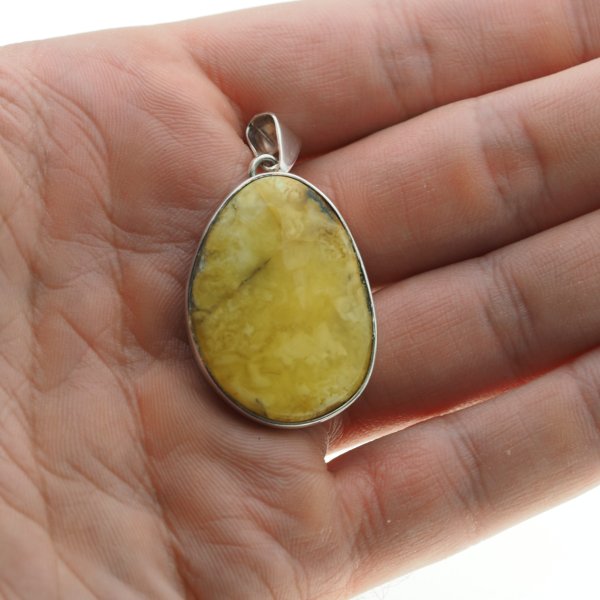 Mleczny Bursztyn i srebro - zawieszka