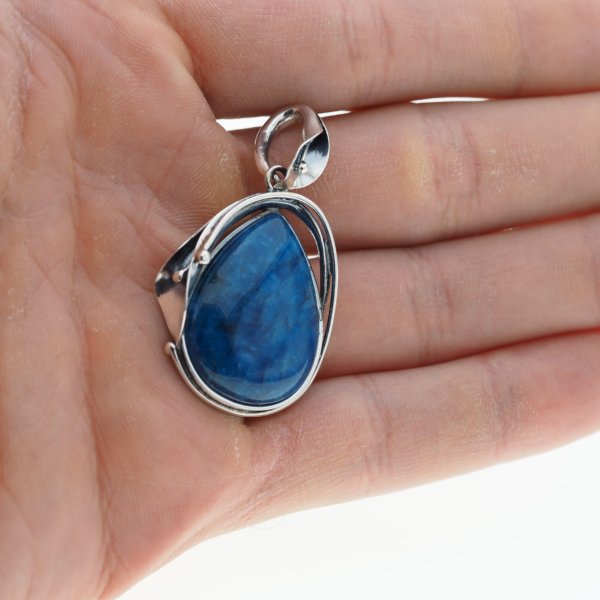 Apatyt 27x20mm i srebro oksydowane - zawieszka łza z liściem