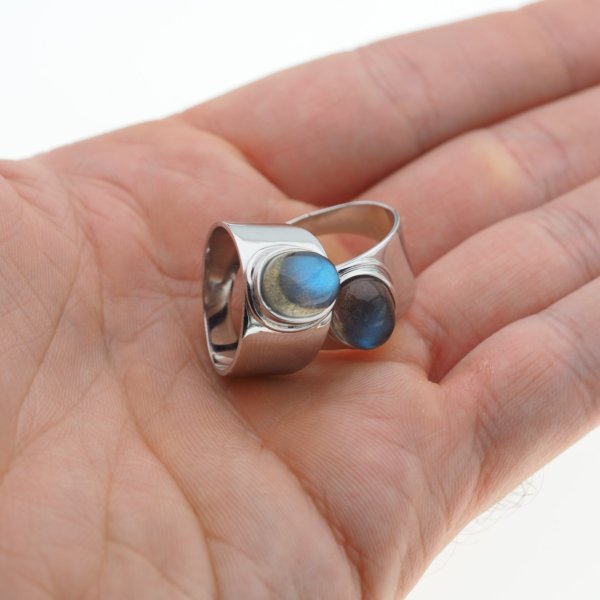 Labradoryt i srebro - sygnet owal