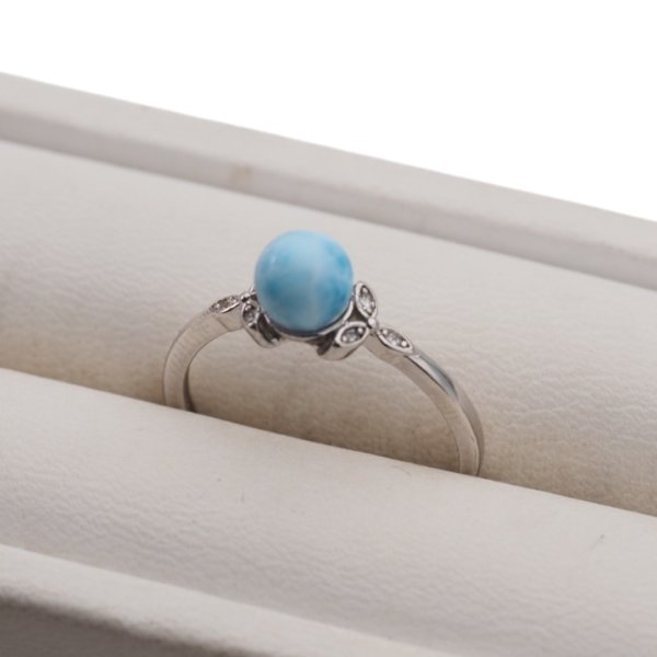 Larimar, cyrkonie i srebro rodowane - regulowany pierścionek kulka