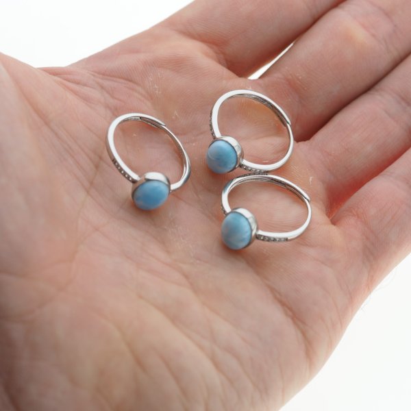 Larimar, cyrkonie i srebro rodowane - regulowany pierścionek owalny