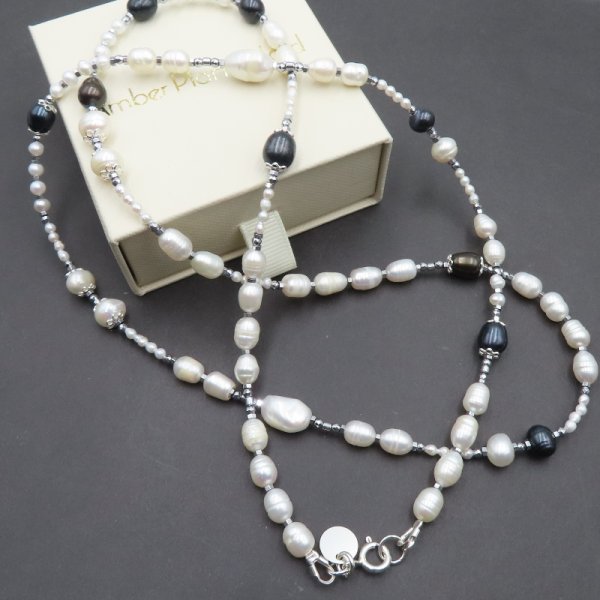 Perły Naturalne, hematyt i srebro - długi naszyjnik 