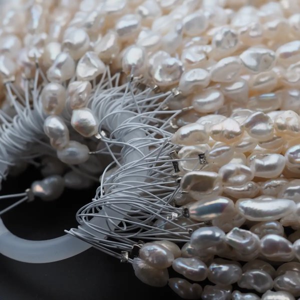 Perły Naturalne Hodowane białe 5 mm nr 340 (sznur)