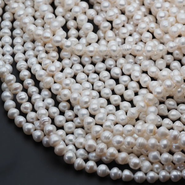 Perły Naturalne Hodowane białe 7-8 mm nr 355 (sznur)