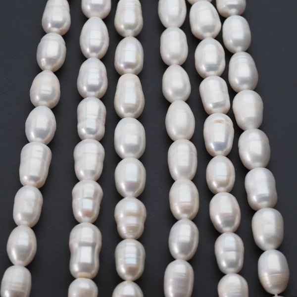 Perły Naturalne Hodowane białe 9-10 mm nr 342 (sznur)