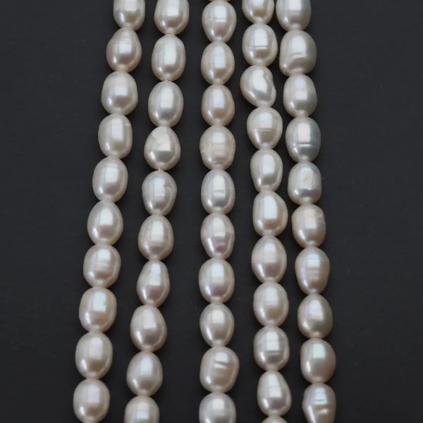 Perły Naturalne Hodowane białe ryż 5-6 mm nr 352 (sznur)