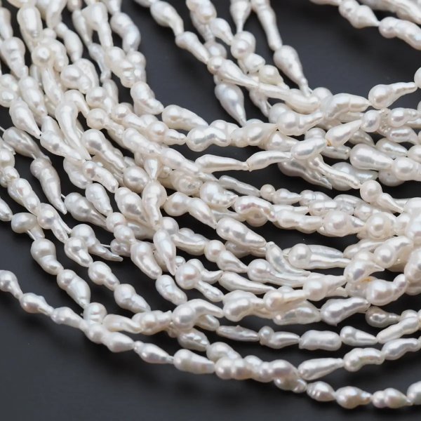 Perły Naturalne Hodowane białe 5-6 mm nr 356 (sznur)
