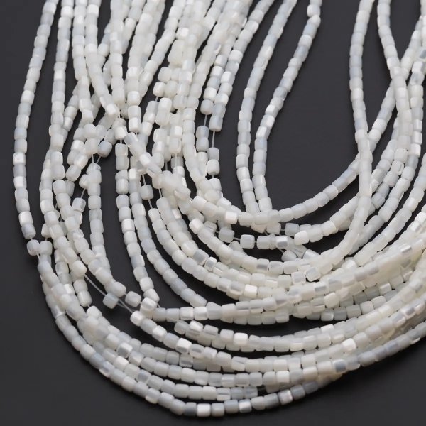 Muszla biała - polerowane walce 3,5 mm (sznur)