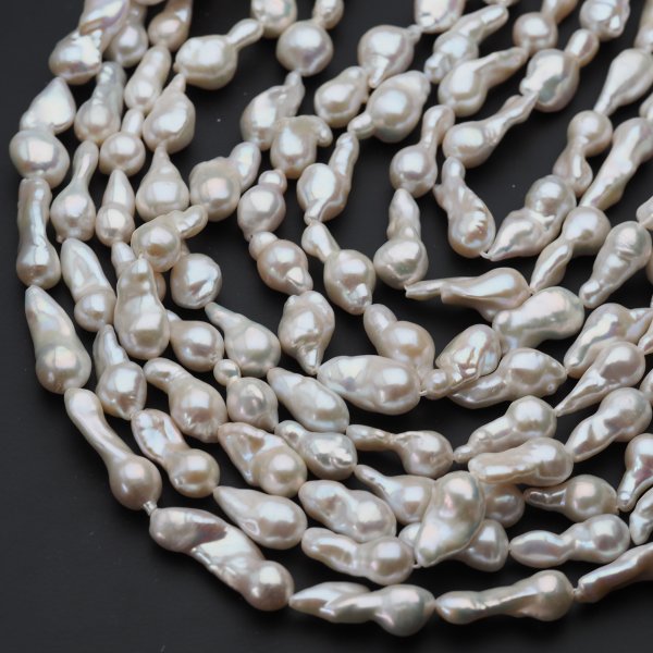 Perły Naturalne Hodowane białe barok nr 365 (sznur)