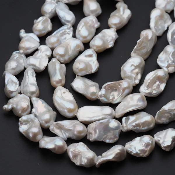 Perły Naturalne Hodowane białe barok nr 366 (sznur)