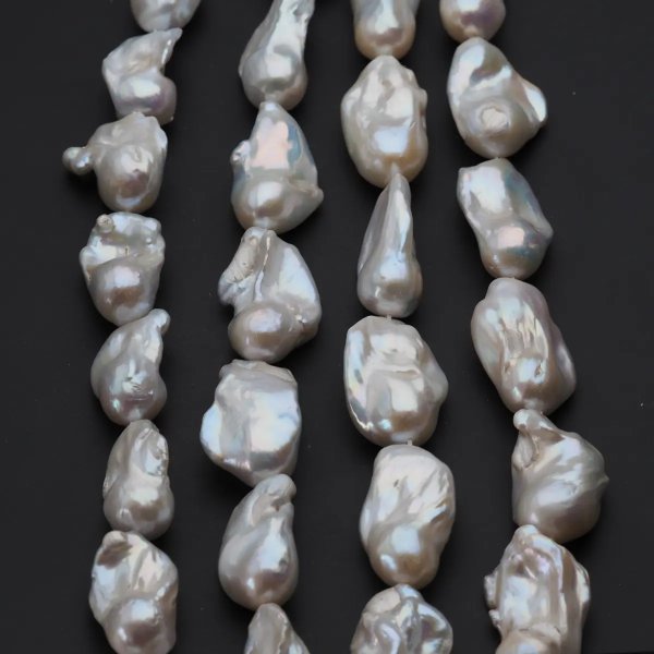 Perły Naturalne Hodowane białe barok nr 366 (sznur)