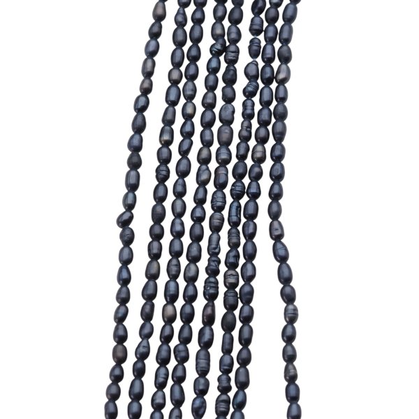 Perły Naturalne Hodowane czarne ryż 3 mm nr 371 (sznur)