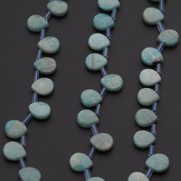 Amazonit fasetowane łzy briolette  8x10 mm (sznur)