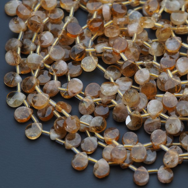 Cytryn fasetowane łzy briolette  8x10 mm (sznur)
