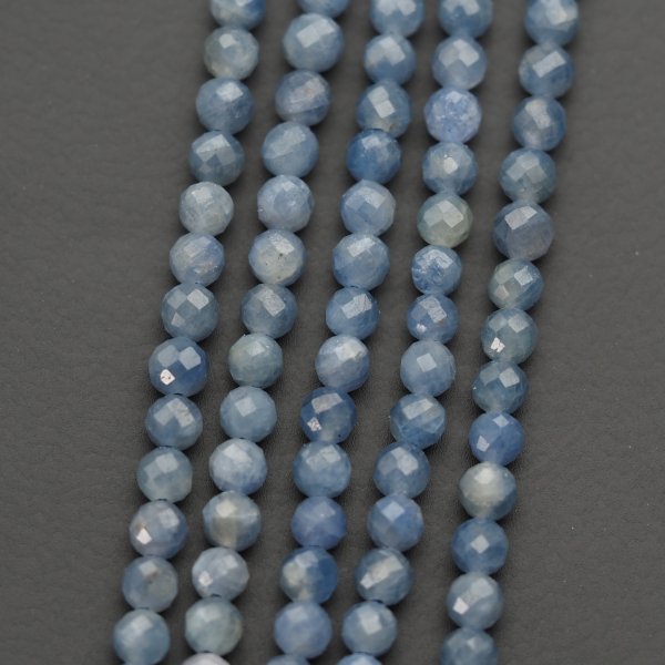 Szafir fasetowany - kulki 5 mm (sznur)