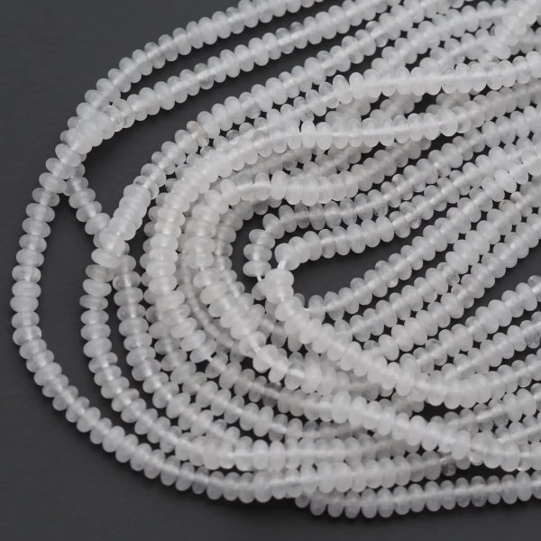 Jadeit biały polerowane oponki 4x2 mm (sznur)