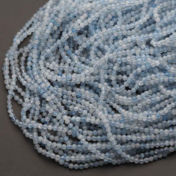 Akwamaryn Fasetowany kulki 3,5mm (sznur)