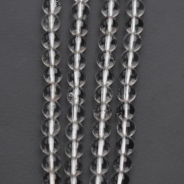 Kryształ górski - kulki 6 mm (sznur) 