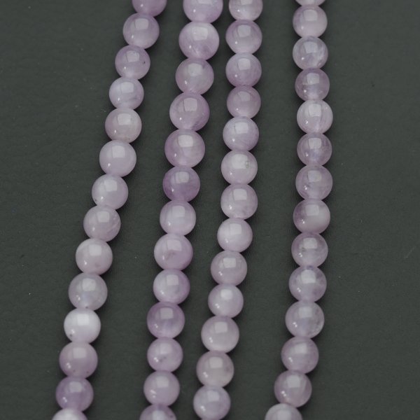 Kunzyt polerowany kulka 5,2-5,5 mm (sznur)