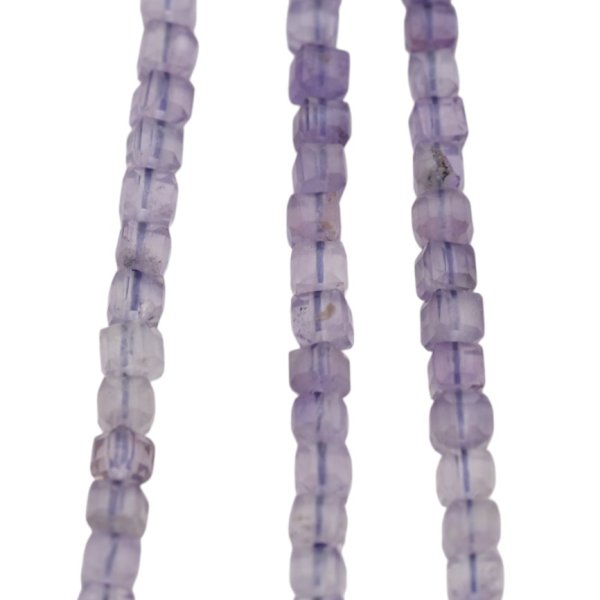 Ametyst fasetowany - kostki 3,5 mm (sznur)